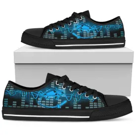 Fishing Women's Low Top Shoes