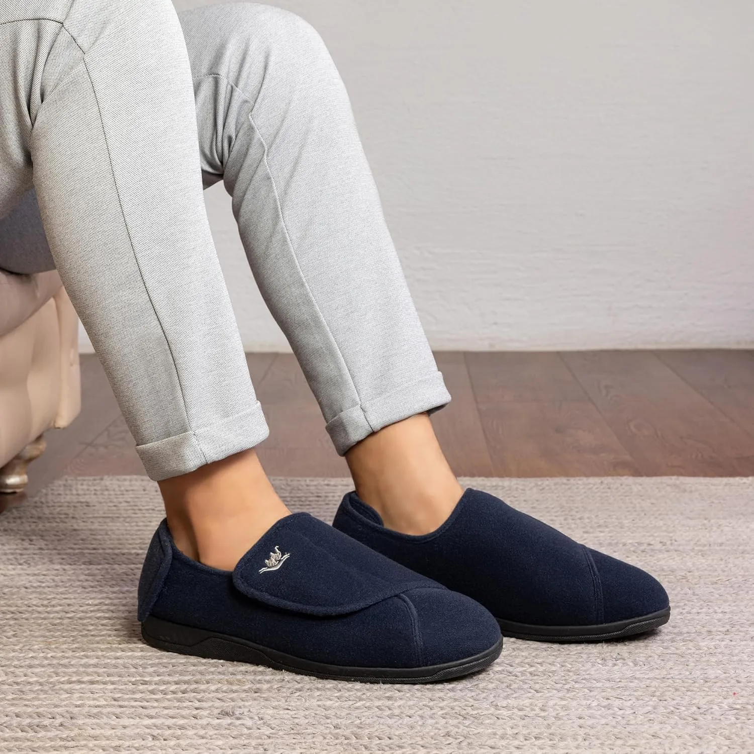 Men's Memory Foam Diabetic Slippers with Adjustable Closure, Extra Wide Comfy Warm Plush Fleece Arthritis Edema Swollen Diabetic House Shoes Machine Washable with Anti Slip Sole