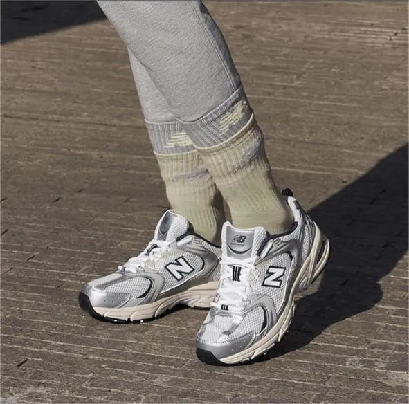 New Balance Mesh Low-top Running Sneakers