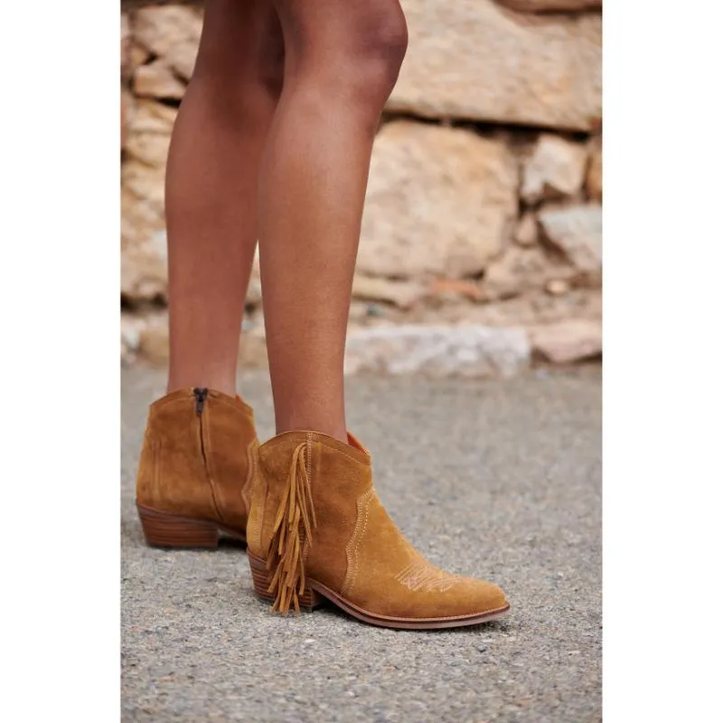 Penelope Chilvers Betty Fringe Ladies Suede Boot - Tan